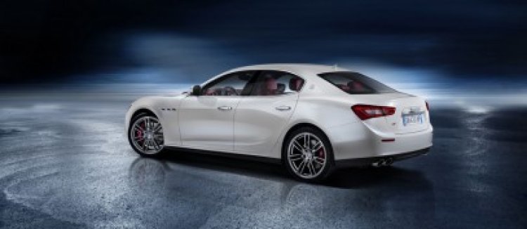 Primele imagini şi informaţii oficiale despre noul Maserati Ghibli